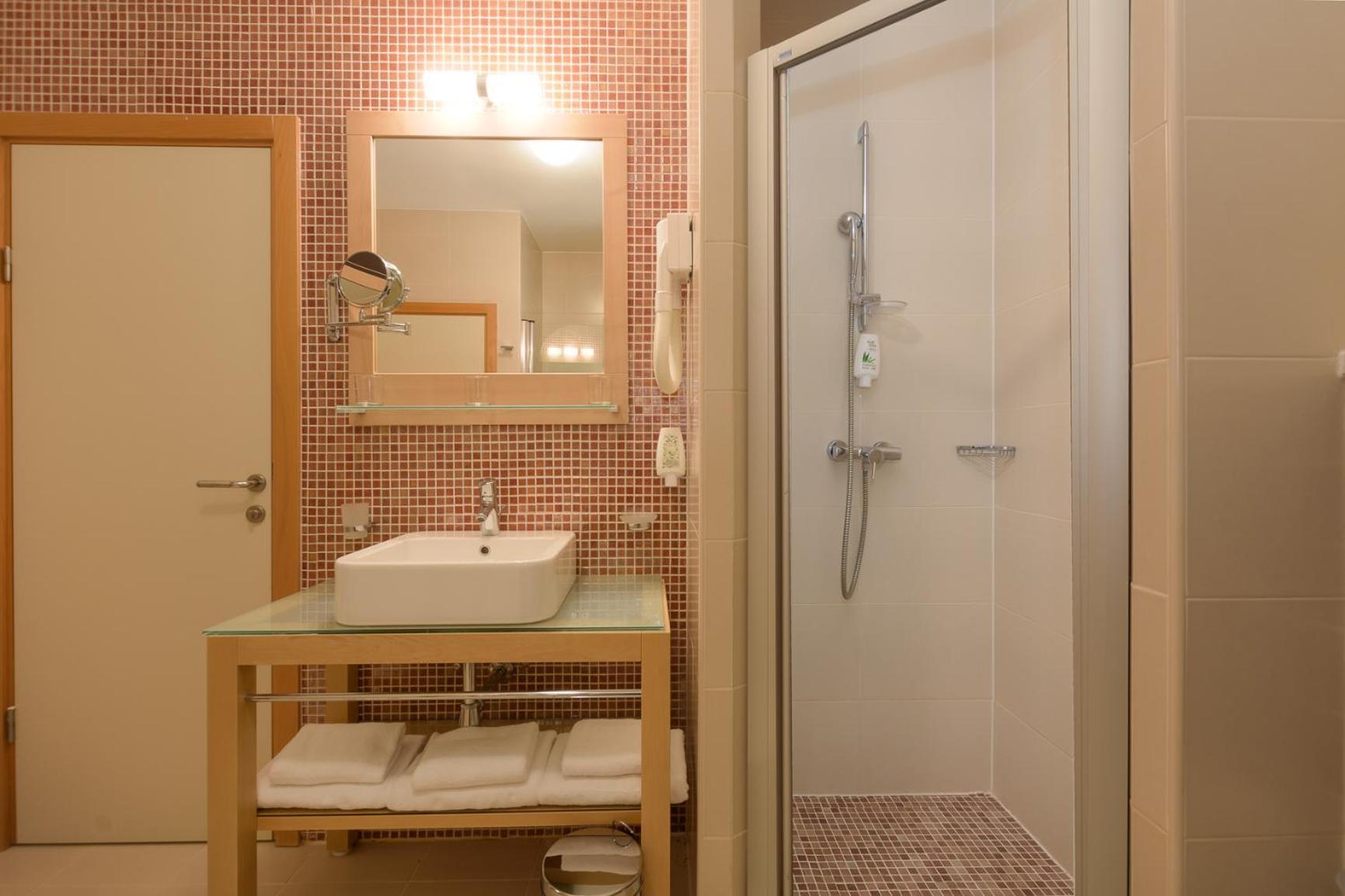 Apartments Grand Novi Vinodolski Resort 객실 사진